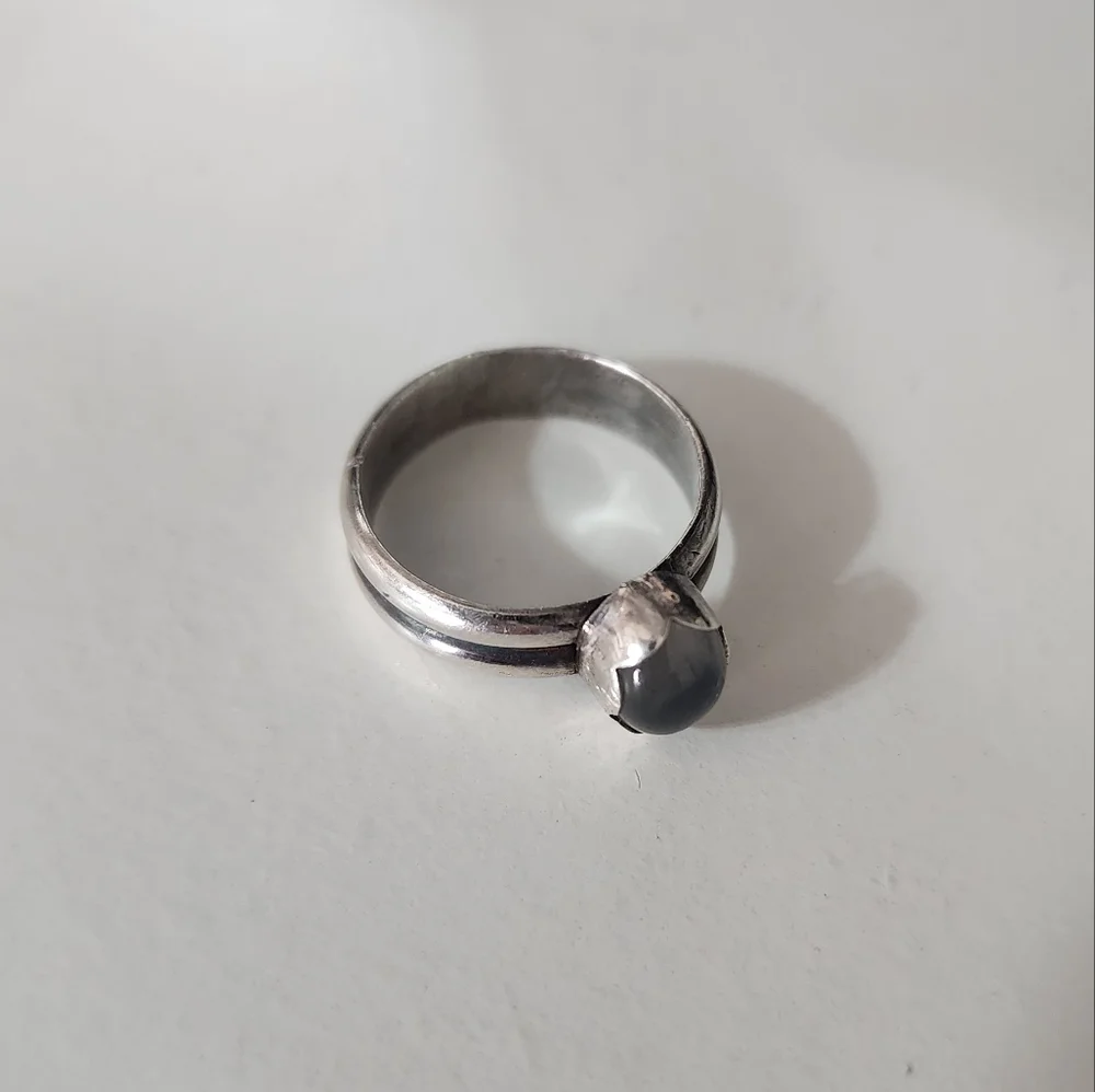 Silver Moonstone Ring - Picture 2 of 6